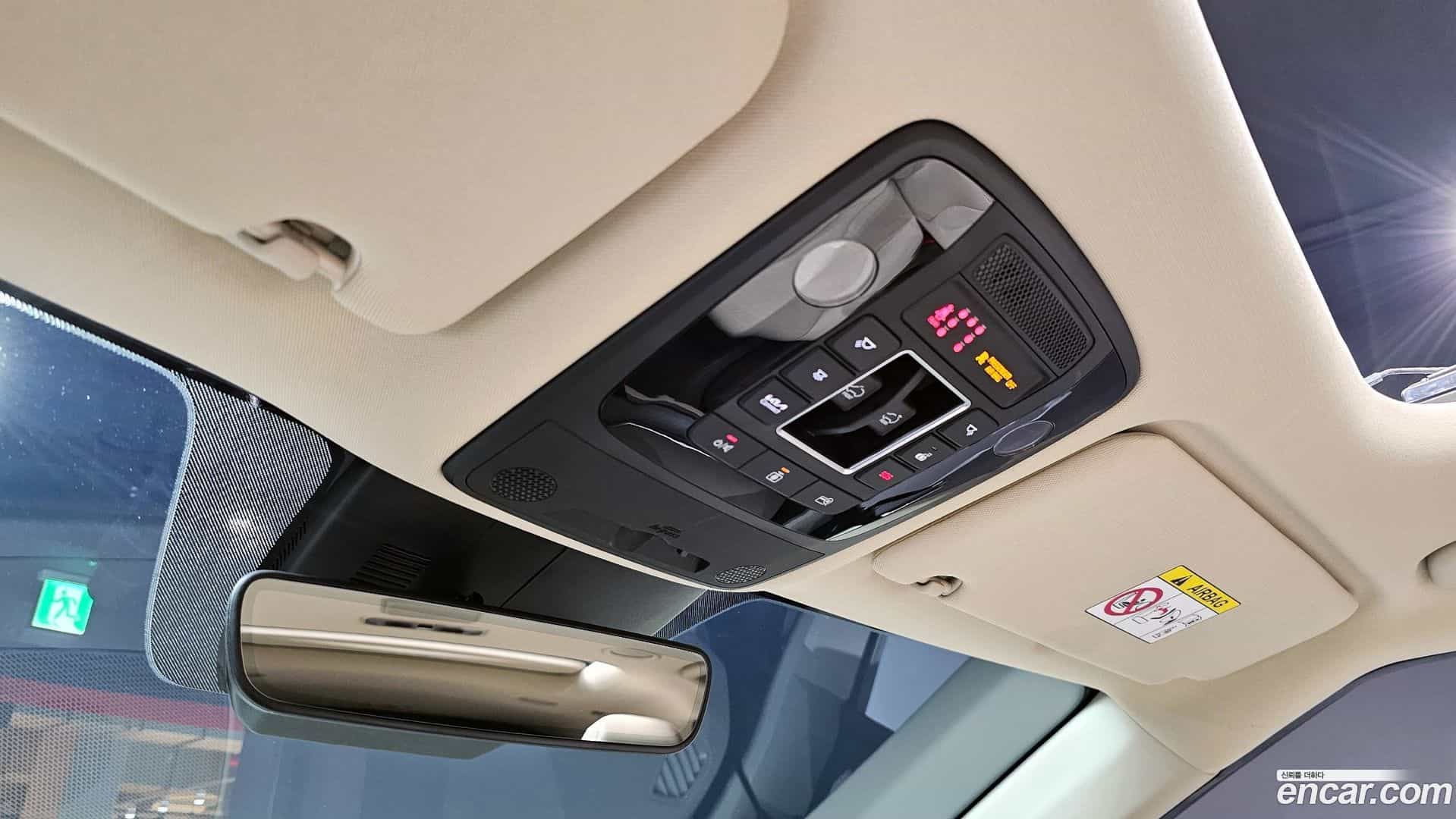 Canival Kia 2021.8-OPTION-021