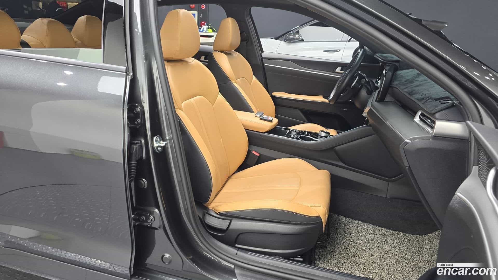 K5 Kia 2023.3-INNER-010