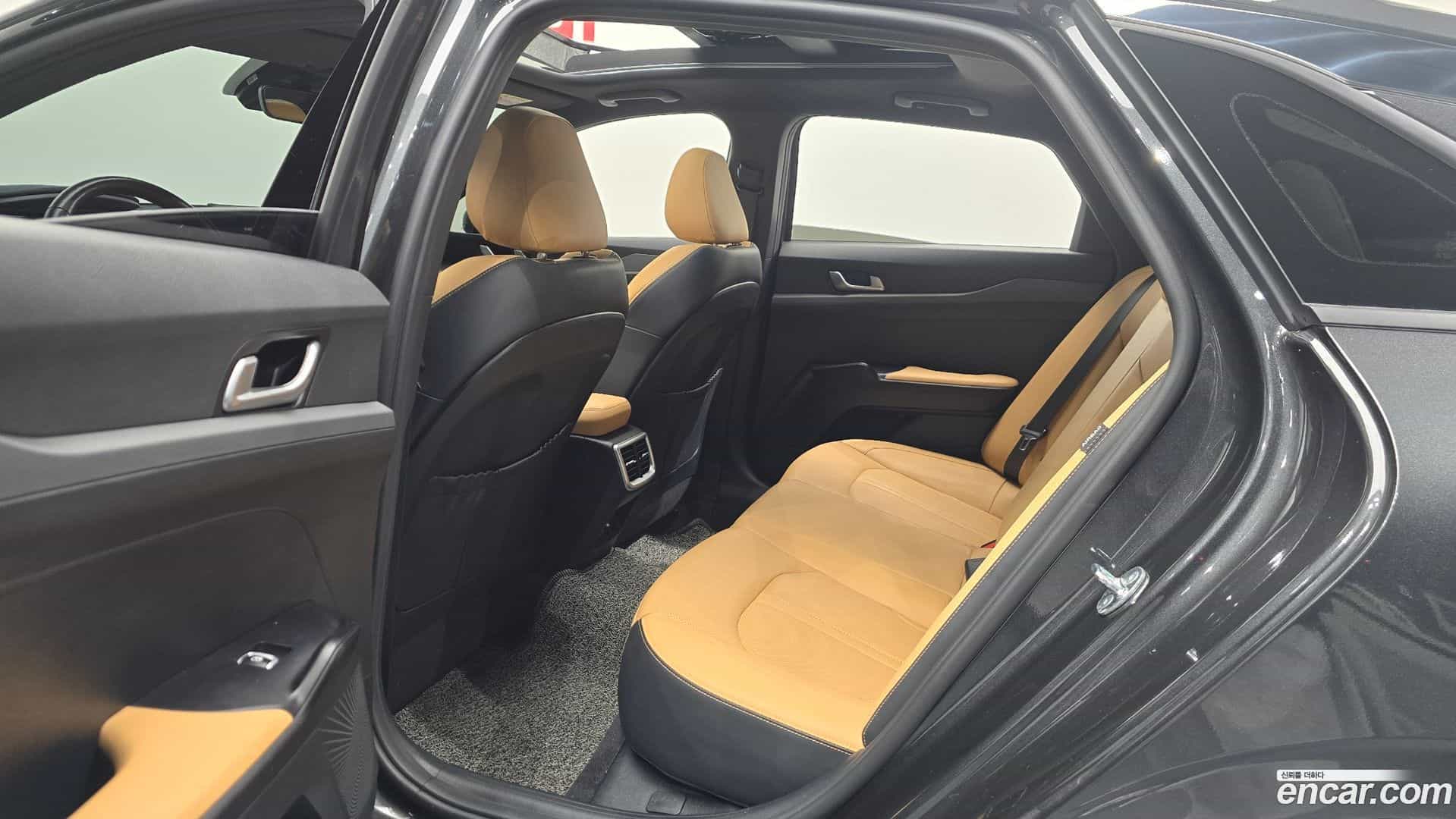 K5 Kia 2023.3-OPTION-016