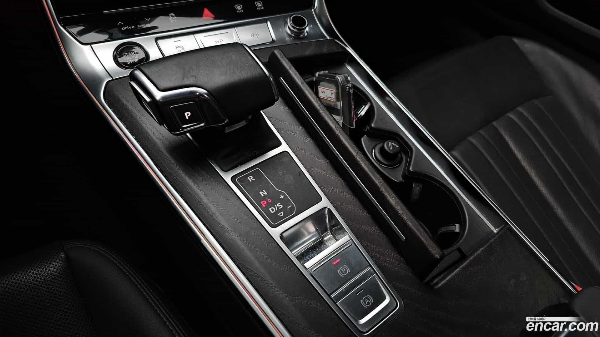 A6 Audi 2022.10-INNER-009