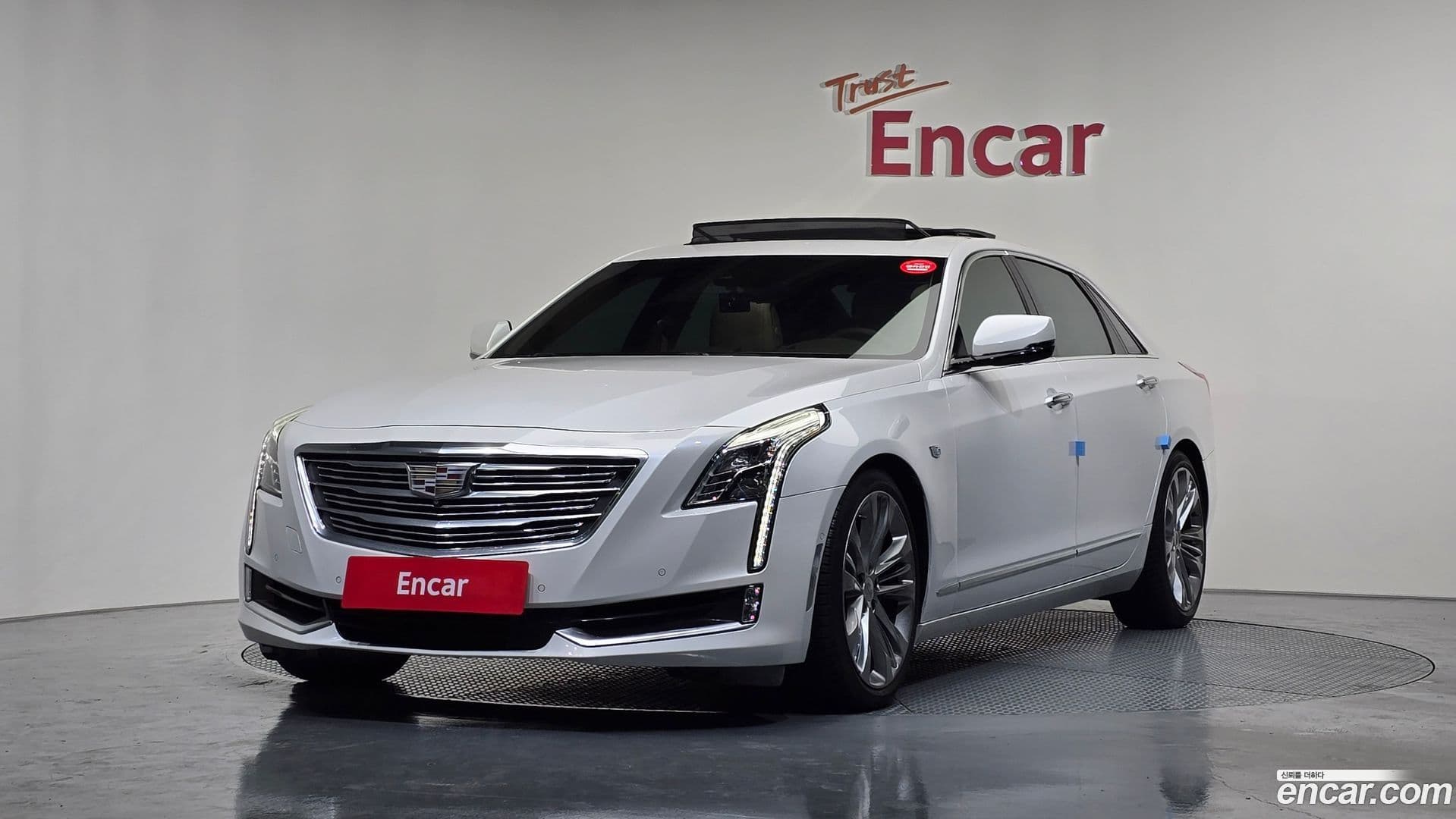 Main__Slider__Photo:CT6 Cadillac 2016.9-0