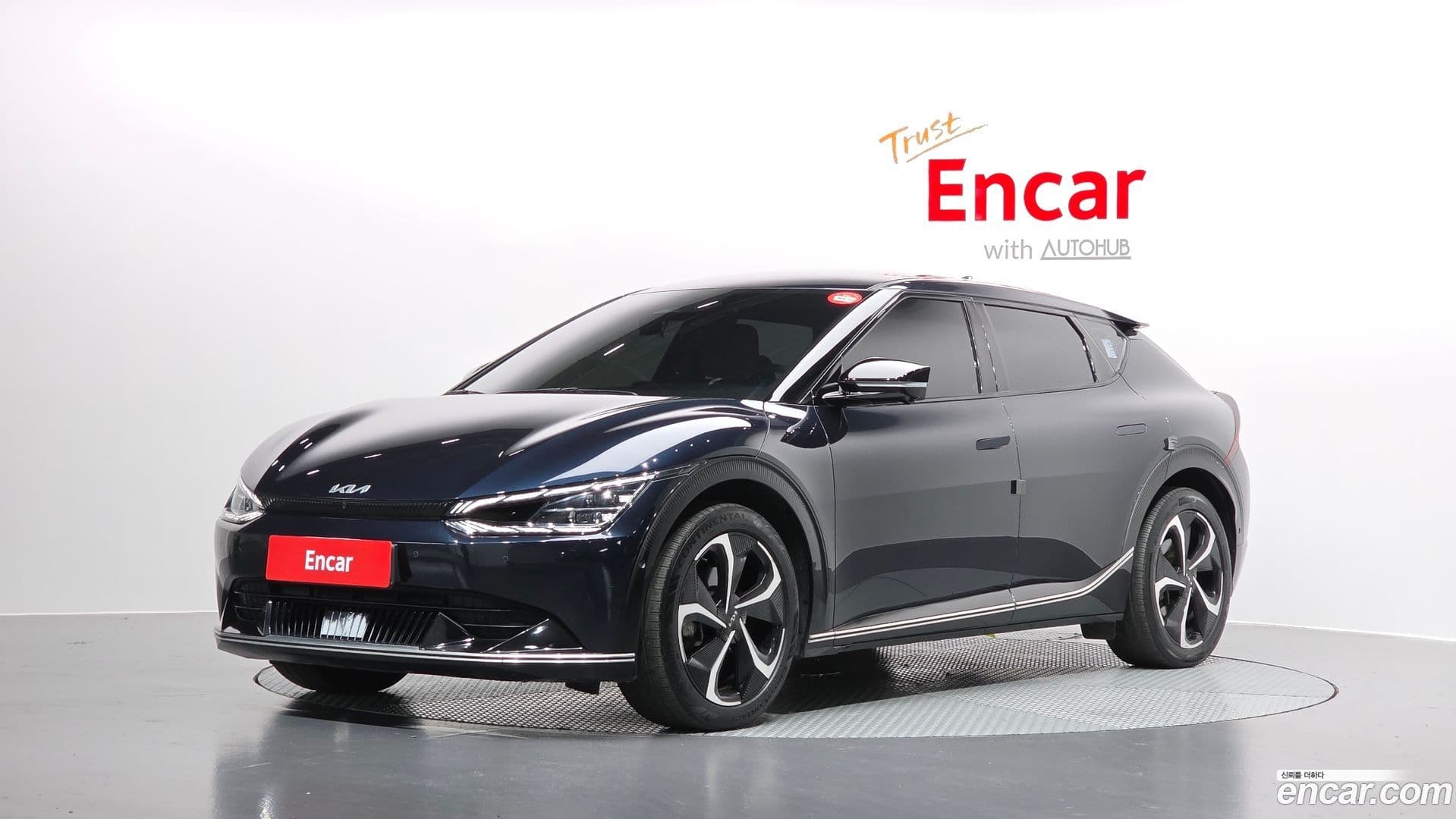 Main__Slider__Photo:EV6 Kia 2021.8-0