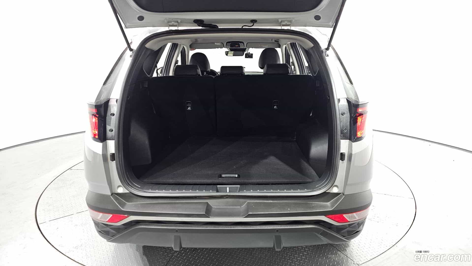 Tucson Hyundai 2023.4-OPTION-024