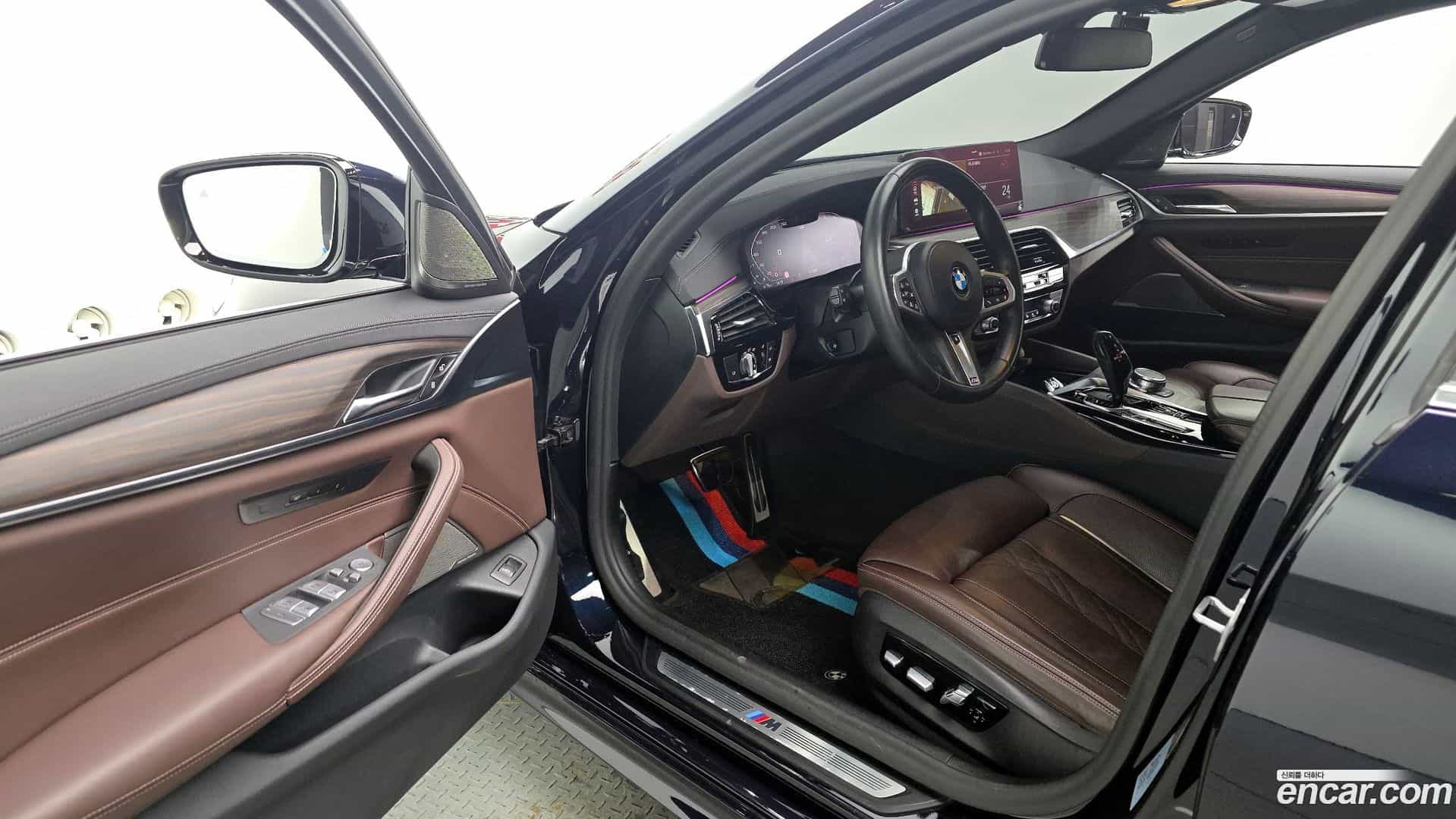5-Series BMW 2021.2-INNER-010