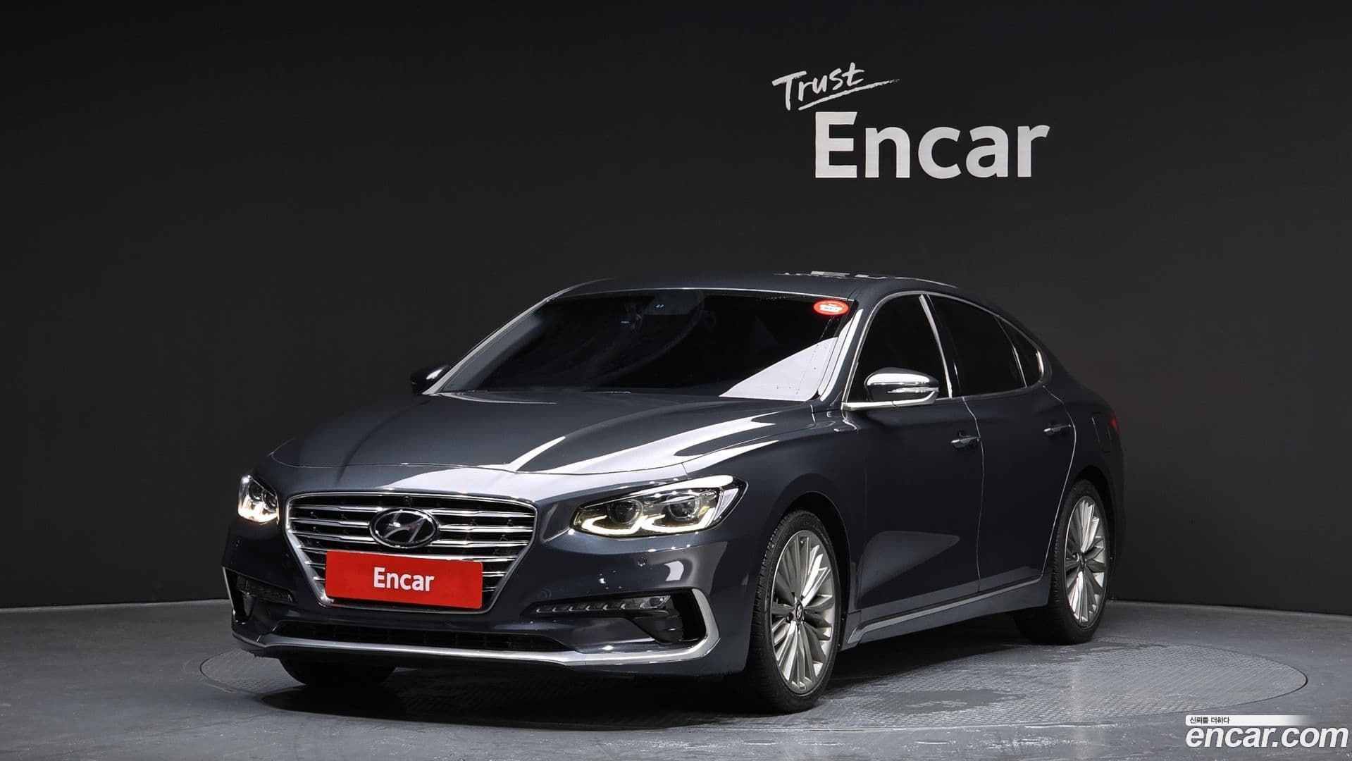 Main__Slider__Photo:Grandeur Hyundai 2017.5-0