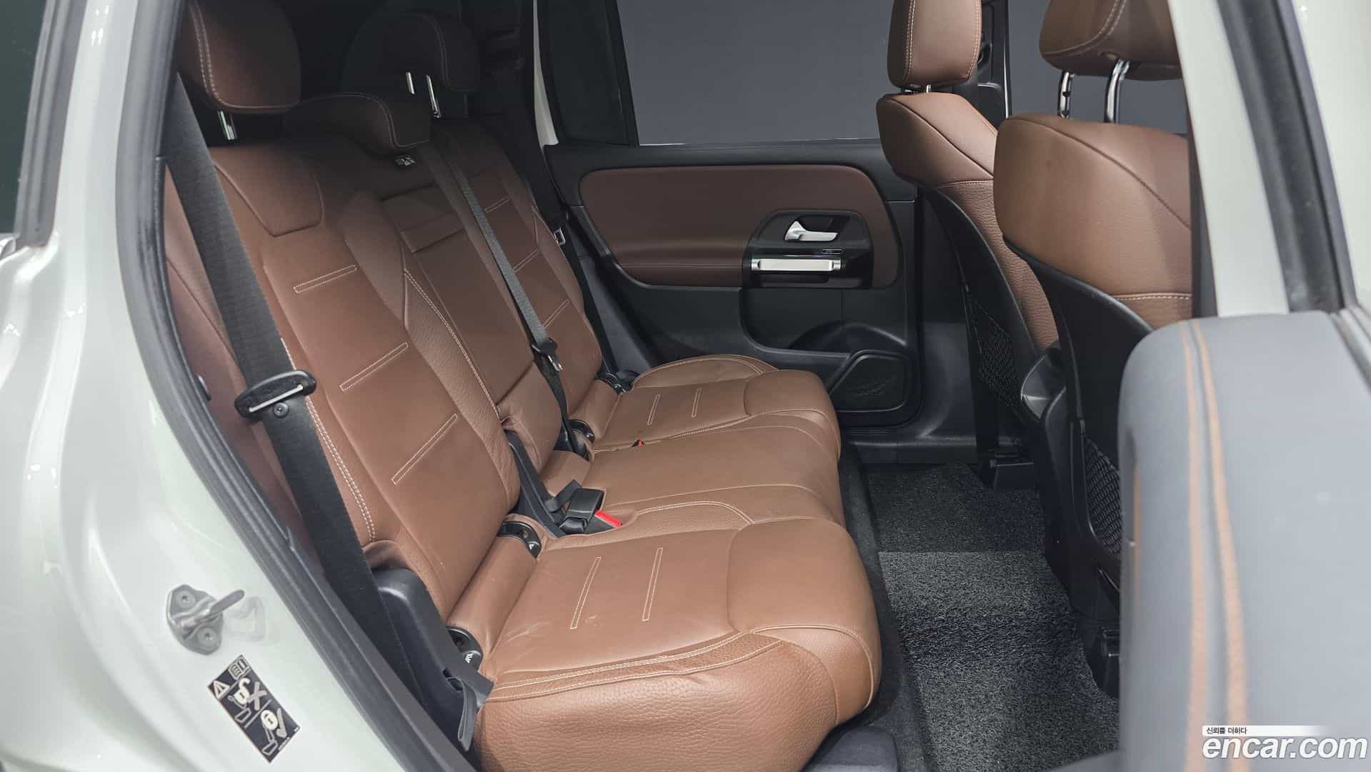 GLB-Class Mercedes-Benz 2021.1-OPTION-016