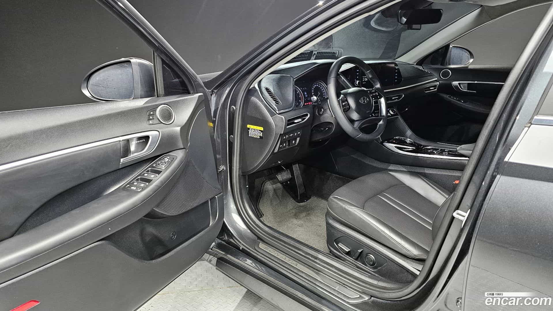 Sonata Hyundai 2019.5-INNER-010