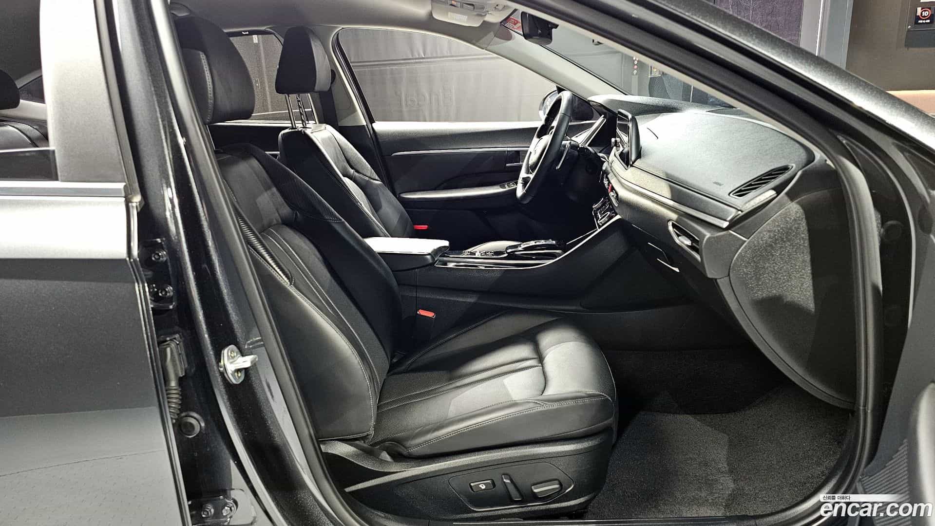 Sonata Hyundai 2019.5-OPTION-015