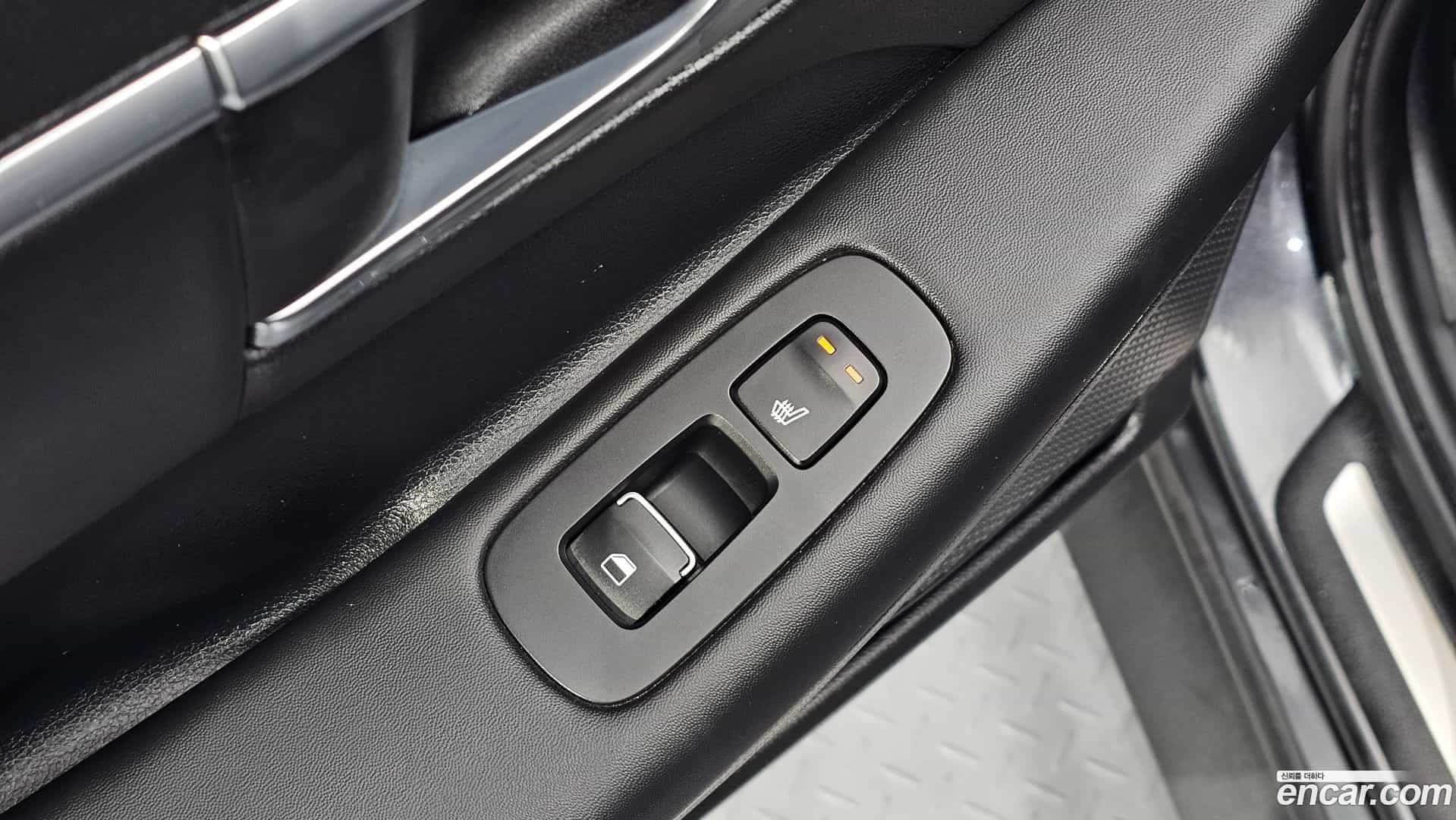 Sonata Hyundai 2019.5-OPTION-023