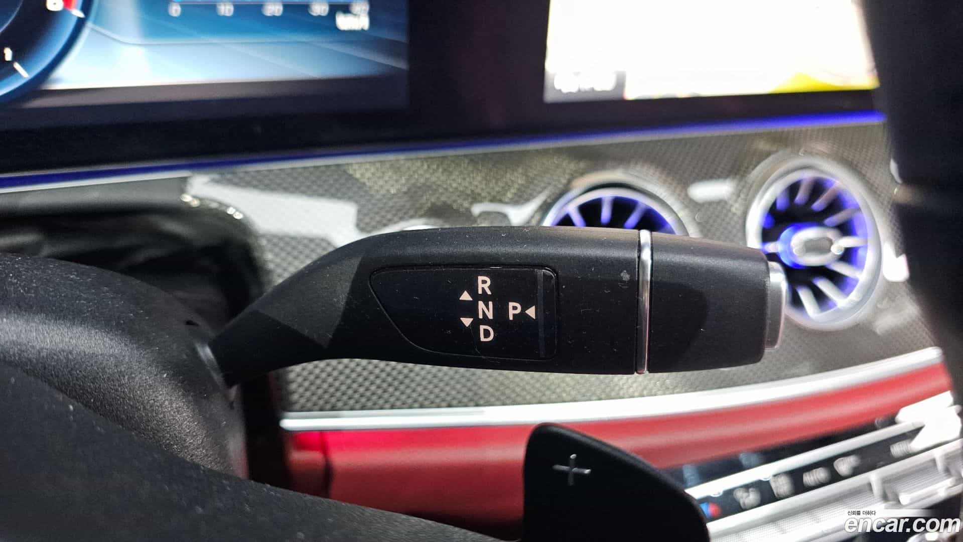 CLS-Class Mercedes-Benz 2019.11-INNER-009