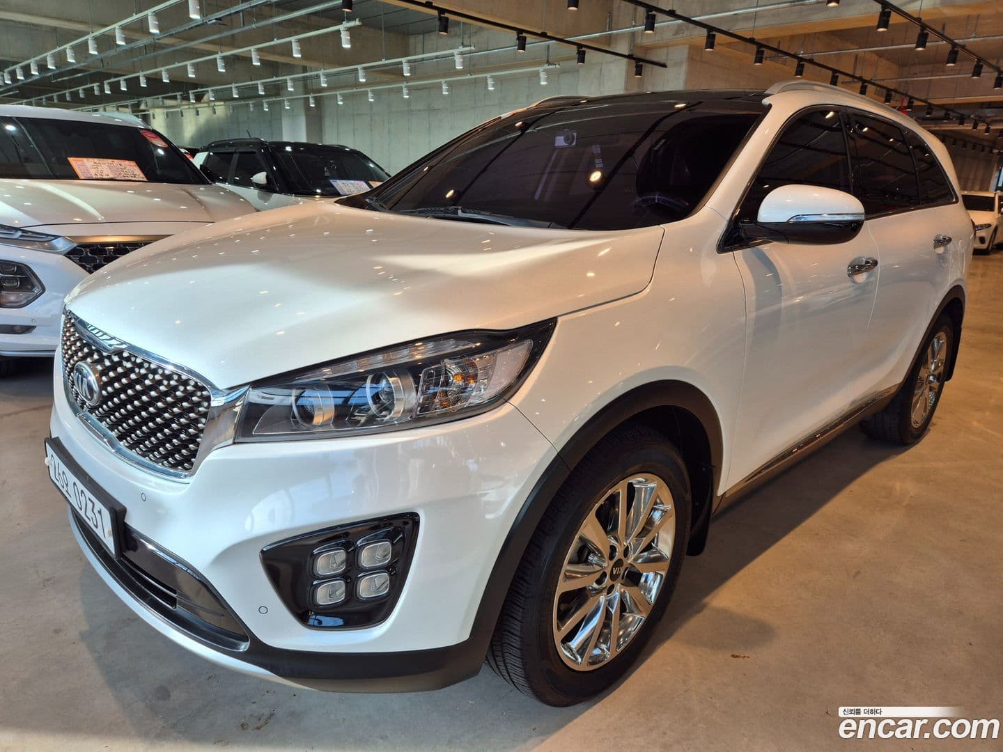 Main__Slider__Photo:Sorento Kia 2016.8-0