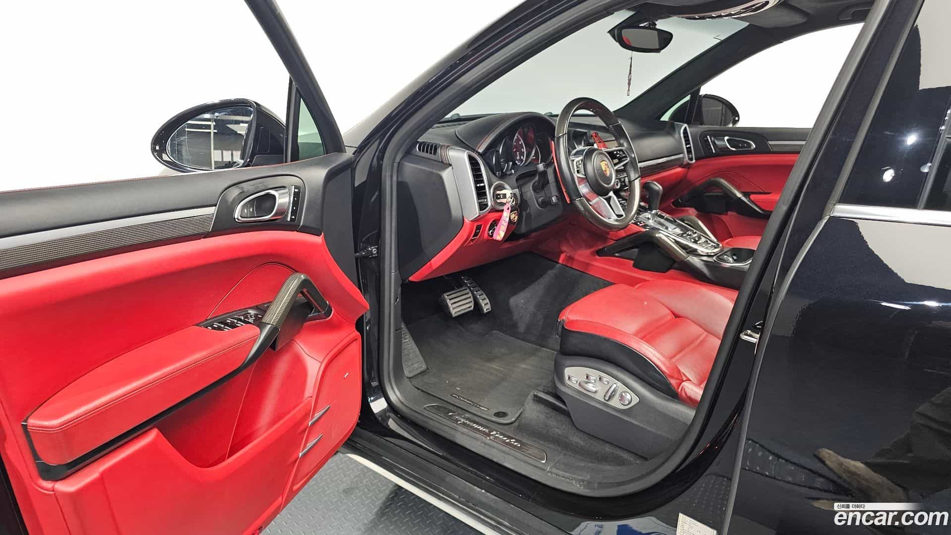 Cayenne Porsche 2014.11-INNER-010