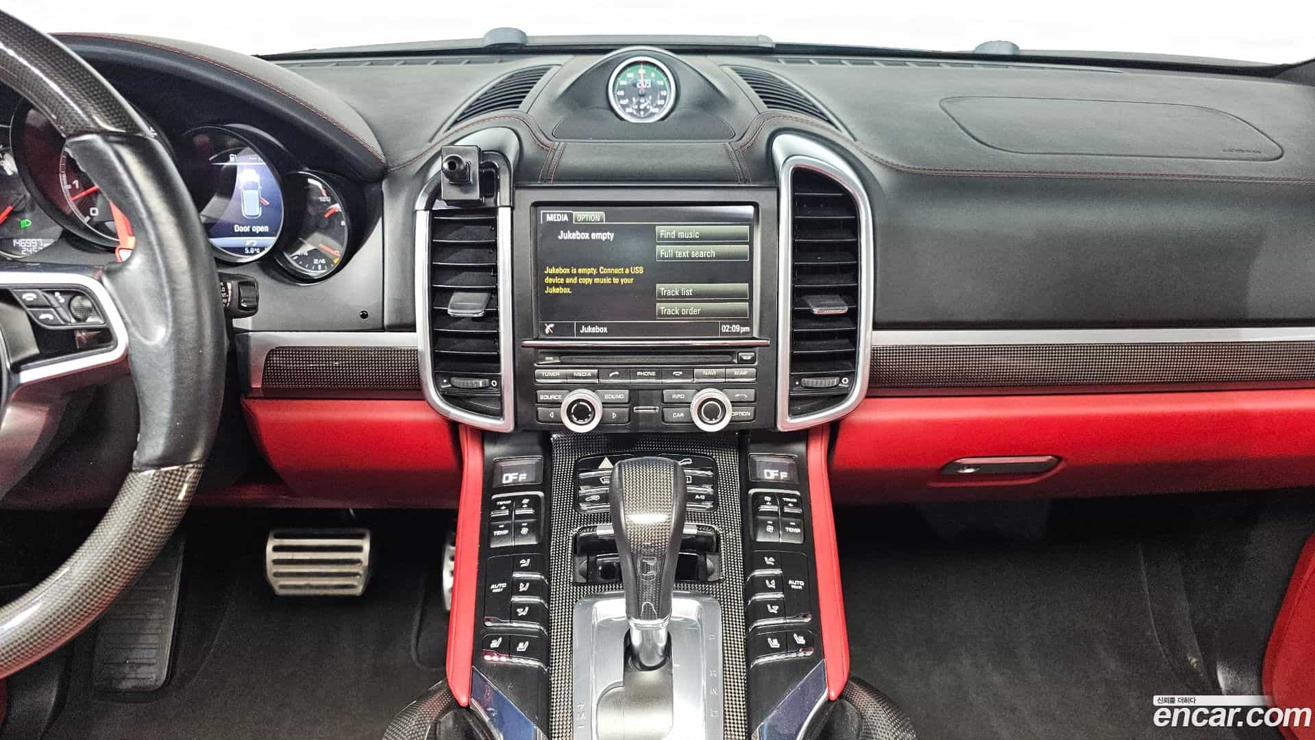 Cayenne Porsche 2014.11-OPTION-018
