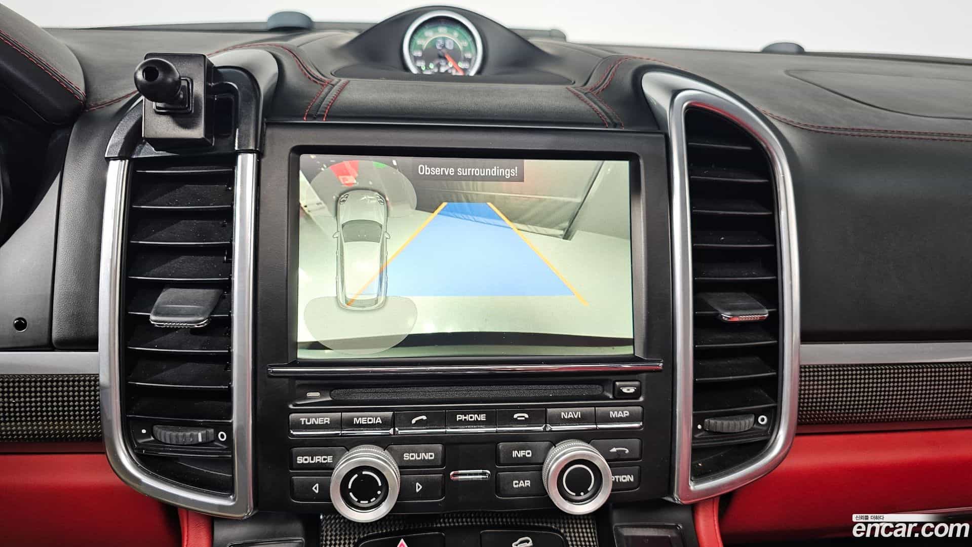 Cayenne Porsche 2014.11-OPTION-019
