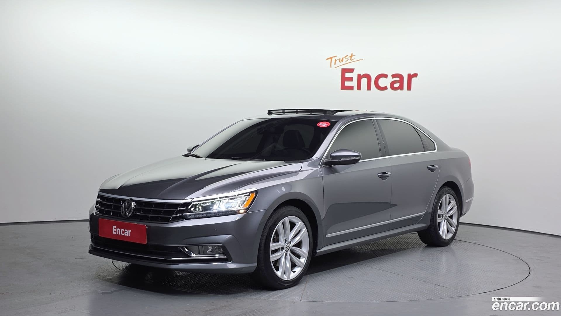 Main__Slider__Photo:Passat Volkswagen 2018.8-0