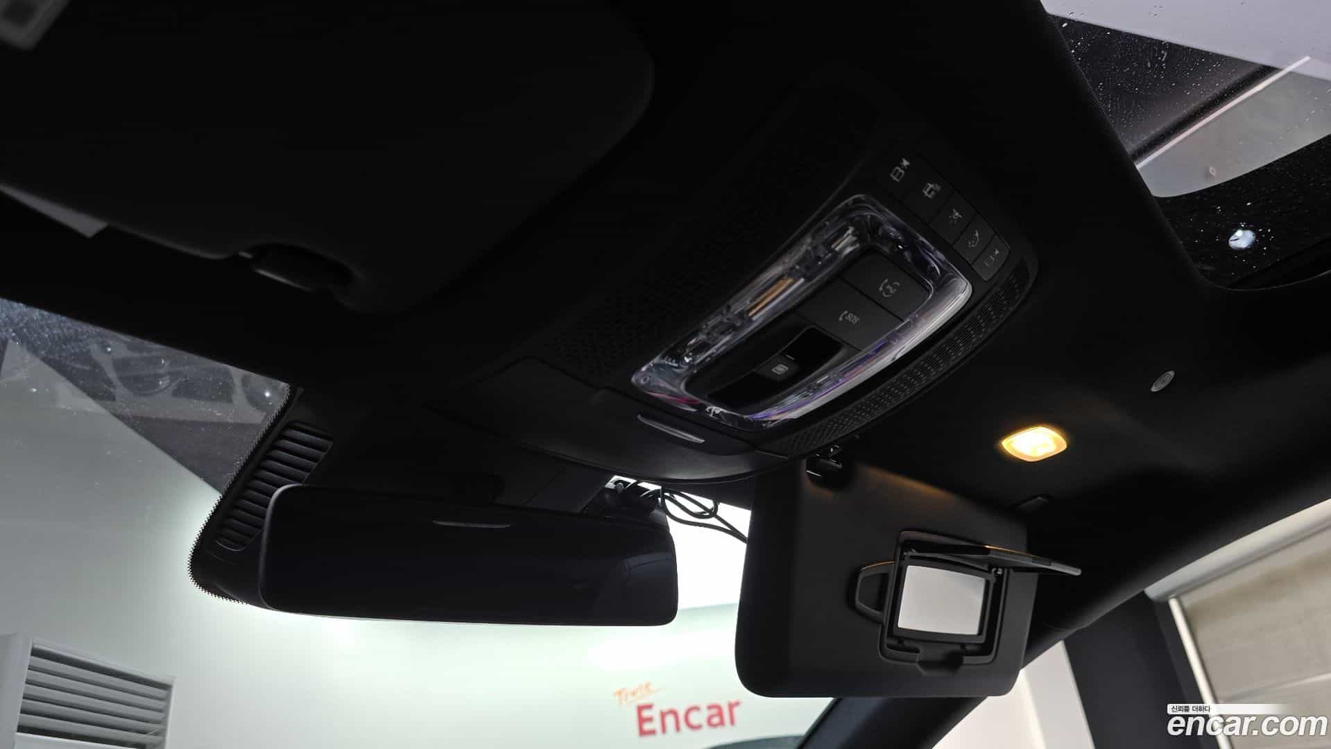 CLA-Class Mercedes-Benz 2020.4-OPTION-022