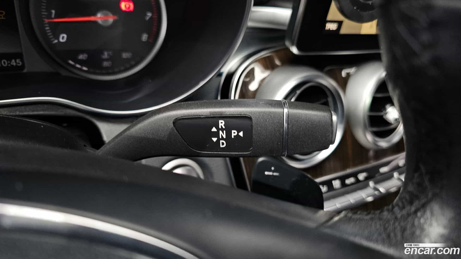 C-Class Mercedes-Benz 2018.3-INNER-009