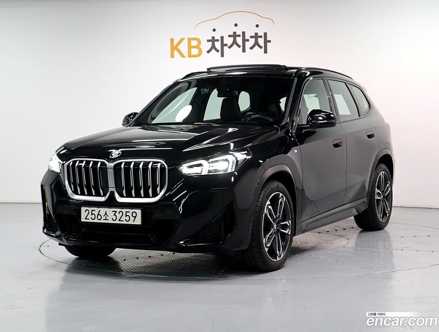 Main__Slider__Photo:X1 BMW 2024.11-0