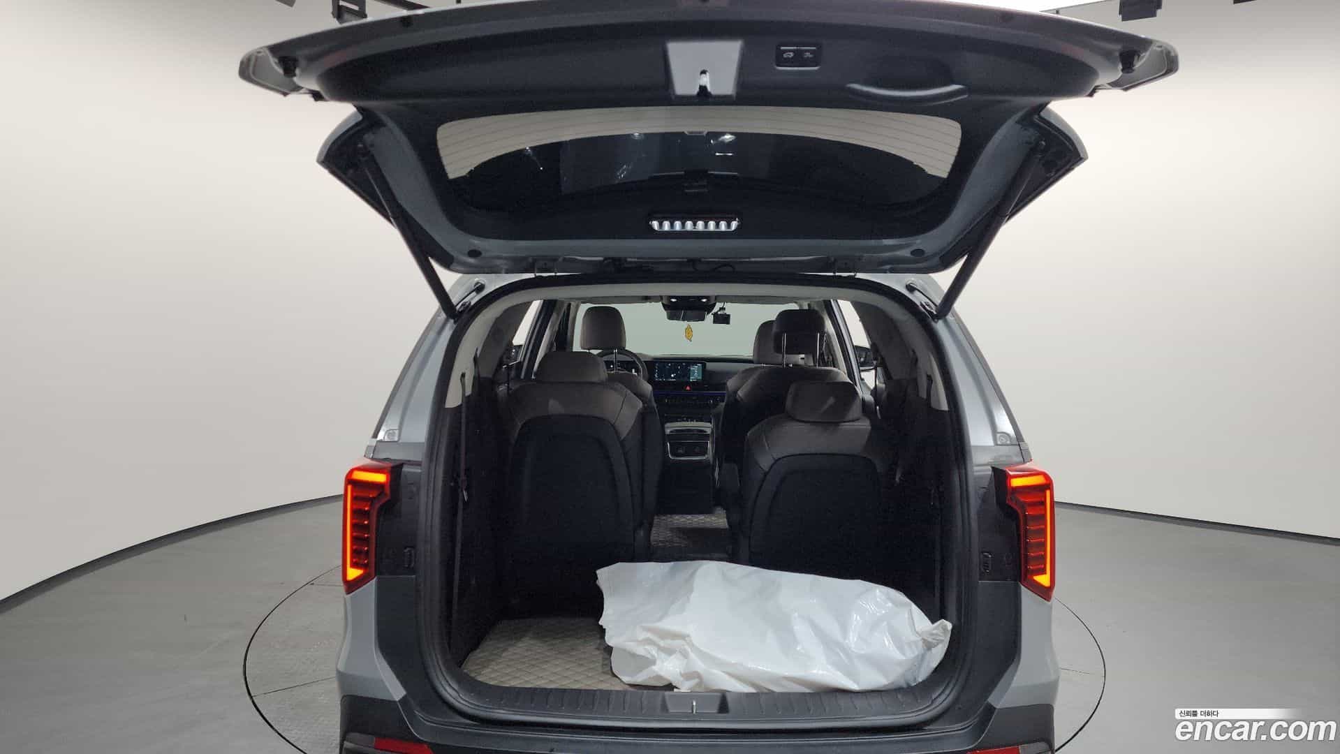 Canival Kia 2024.3-OPTION-024