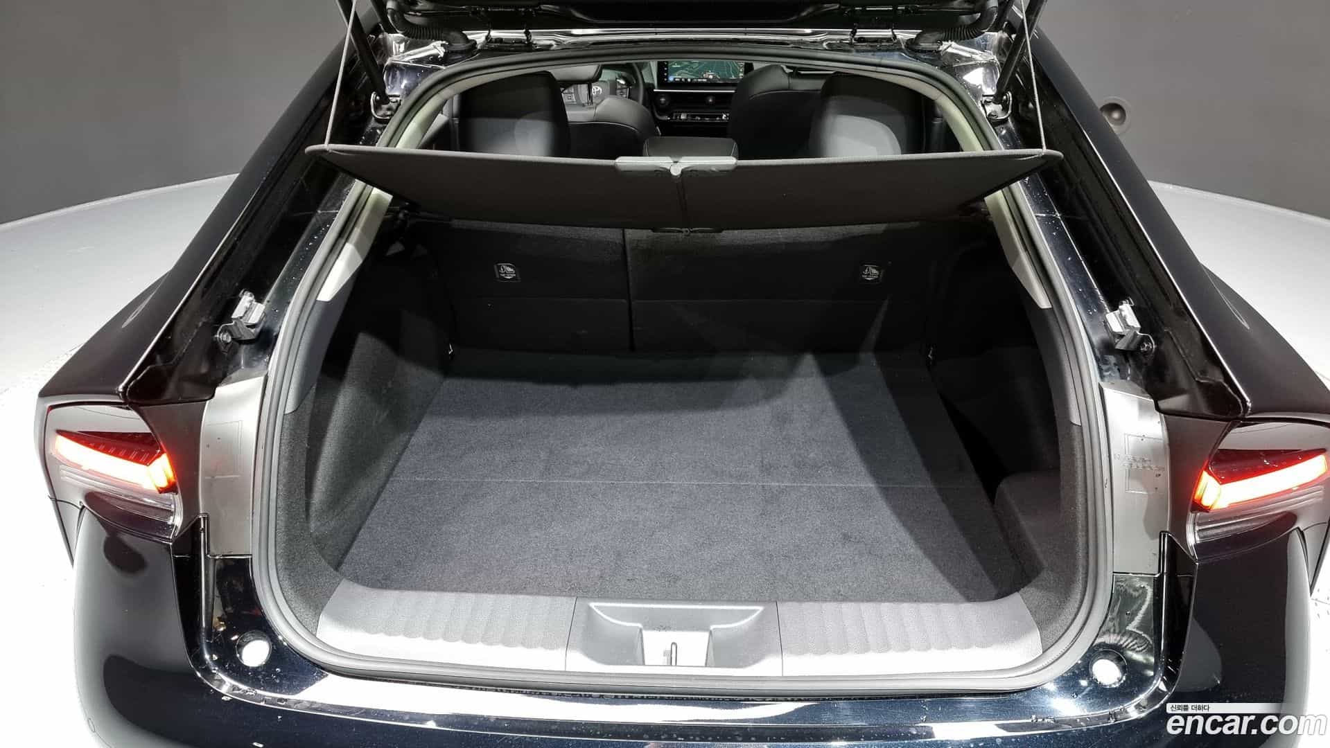 Prius Toyota 2023.10-OPTION-024