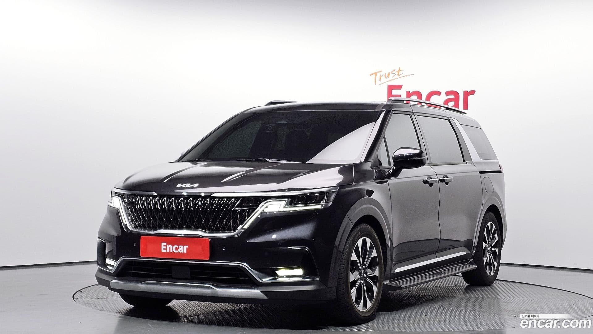 Main__Slider__Photo:Canival Kia 2021.6-0