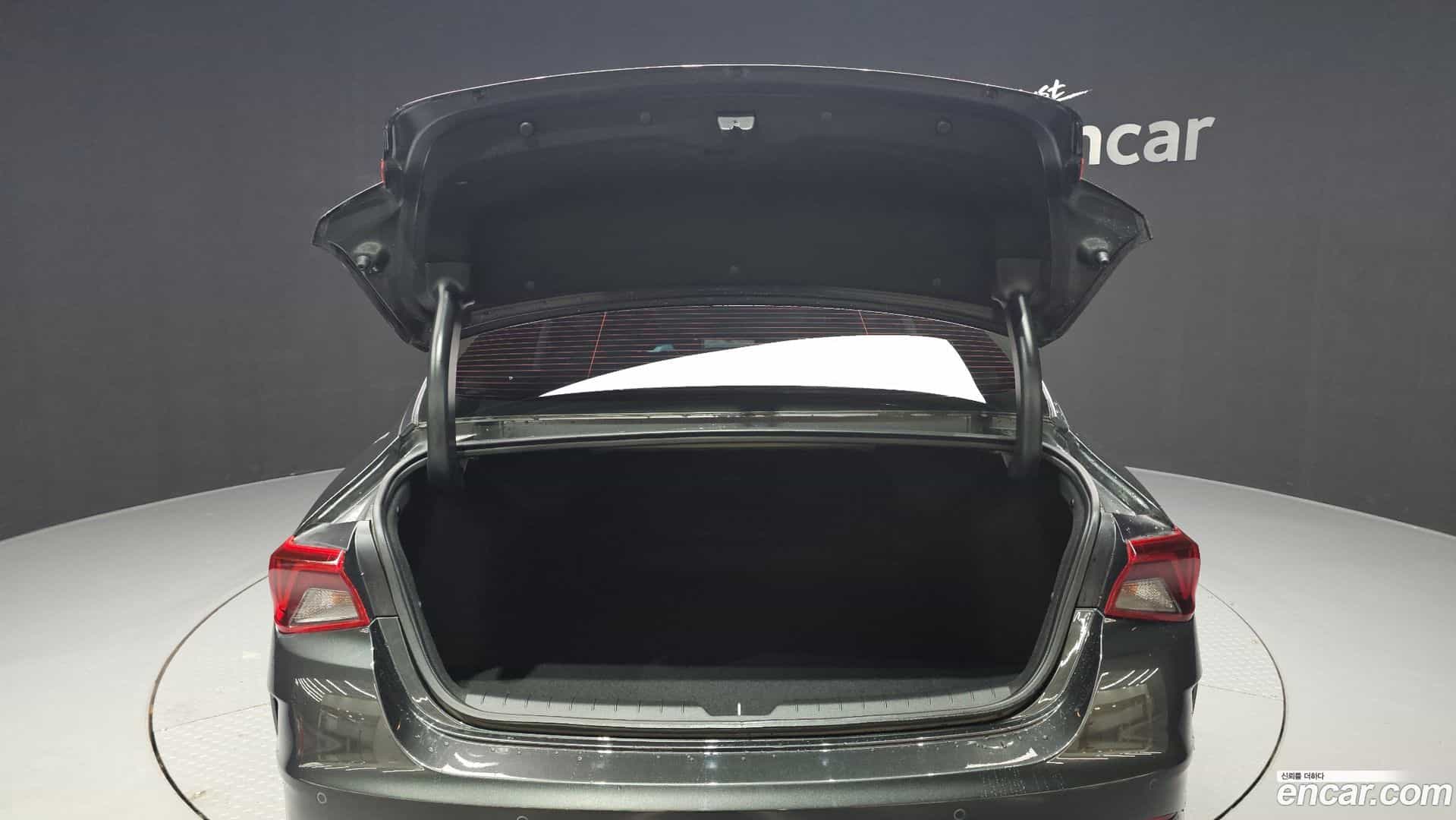 K5 Kia 2023.8-OPTION-024