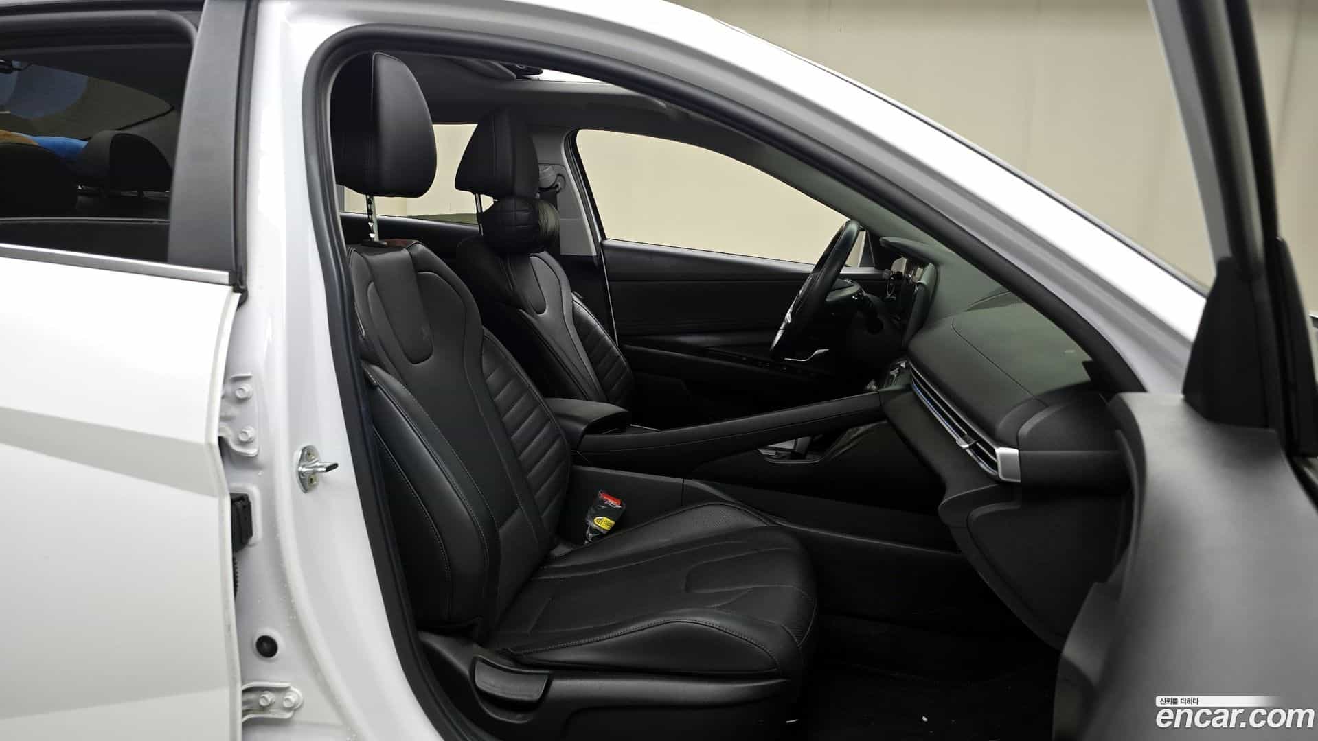 AVANTE Hyundai 2021.4-INNER-010
