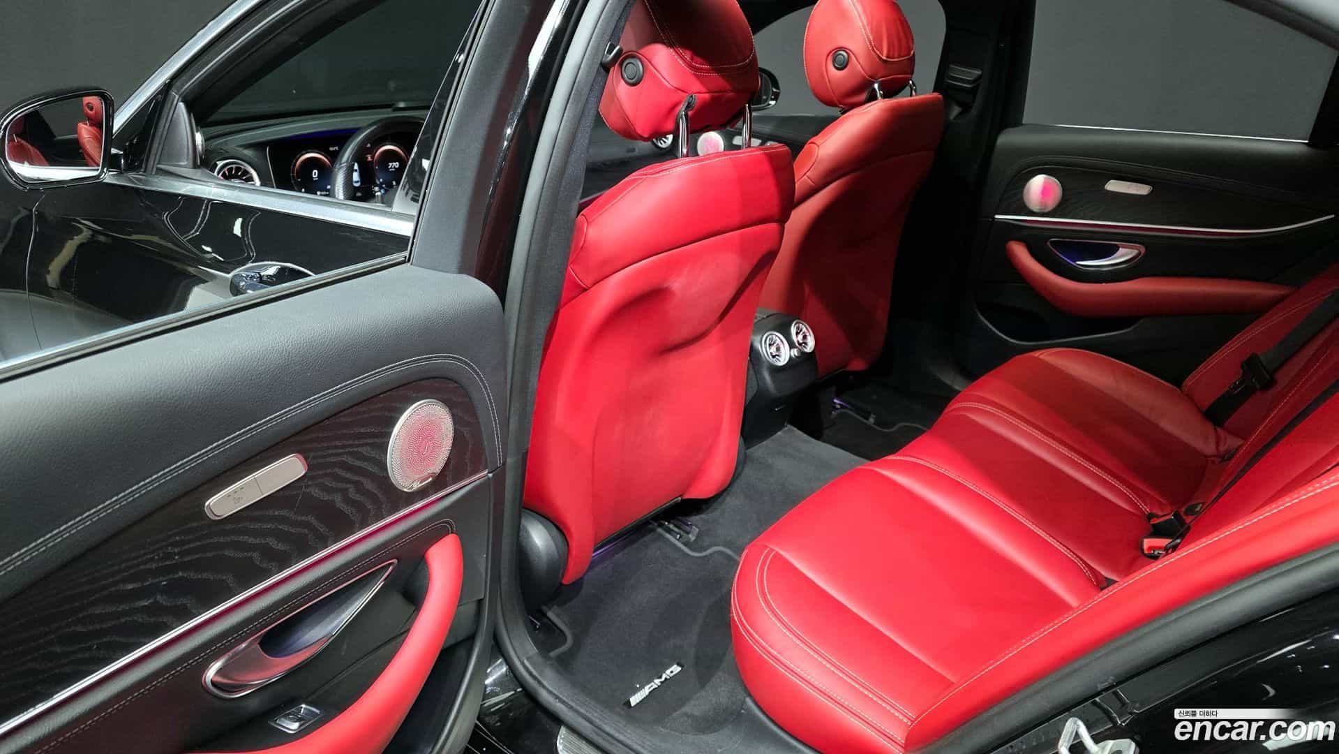 E-Class Mercedes-Benz 2020.11-OPTION-015