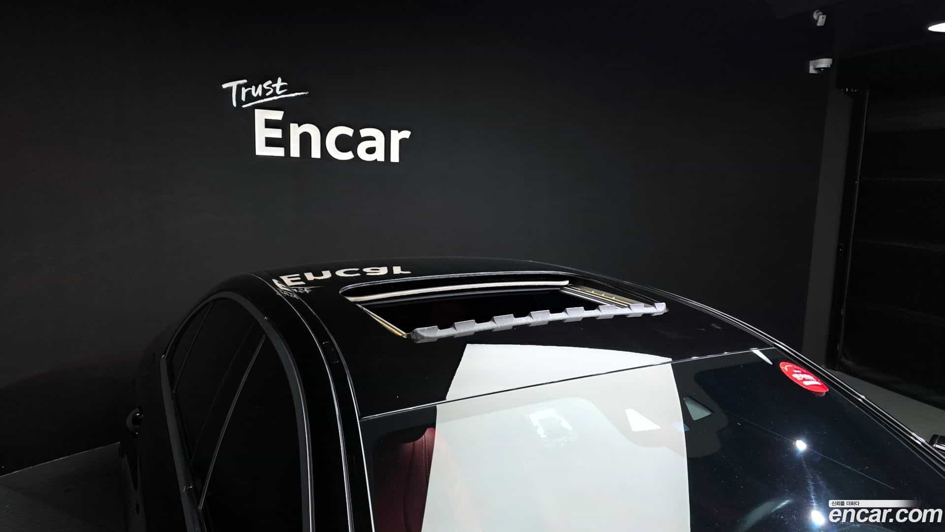 E-Class Mercedes-Benz 2020.11-OPTION-024