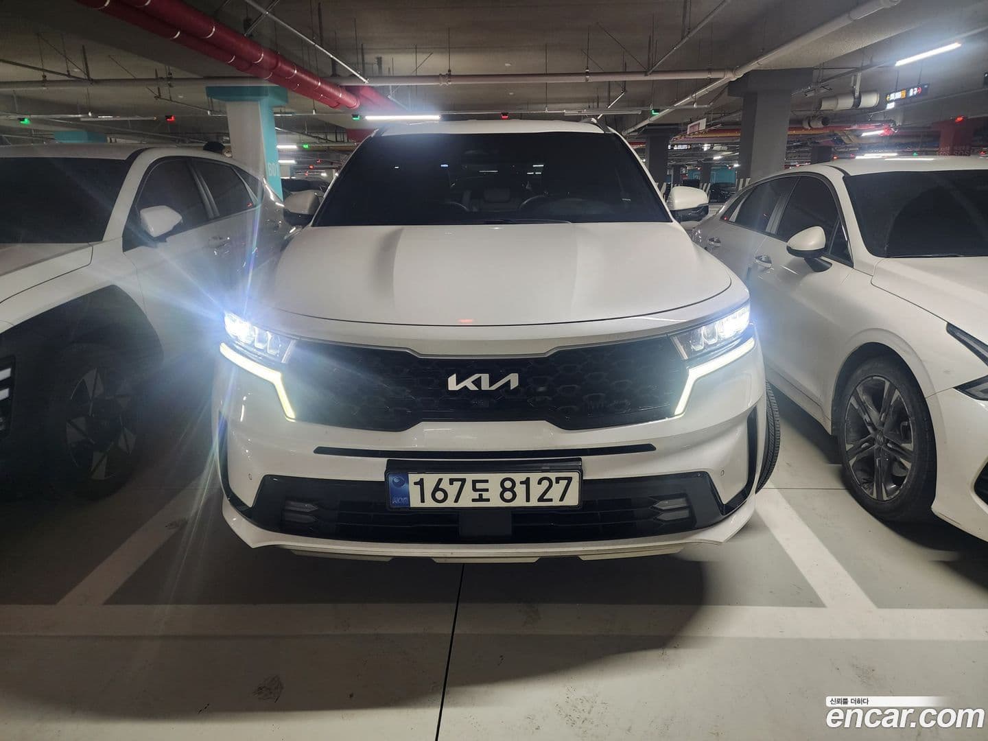 Main__Slider__Photo:Sorento Kia 2021.6-0