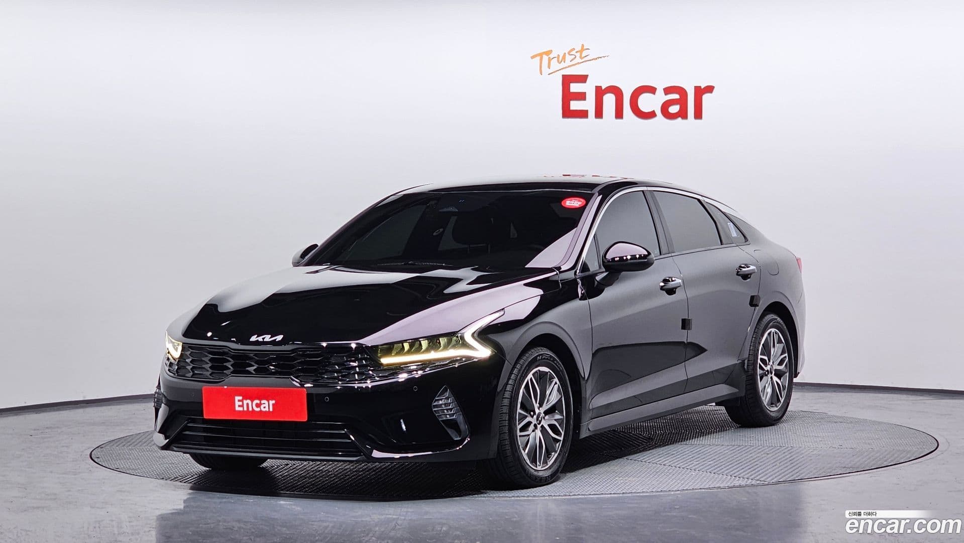 Main__Slider__Photo:K5 Kia 2021.8-0