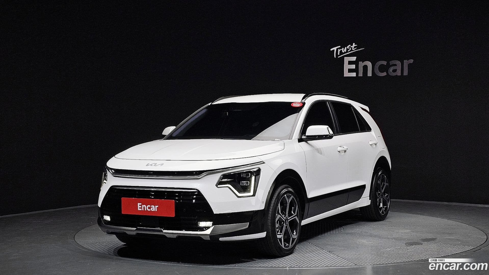Main__Slider__Photo:Niro Kia 2024.3-0