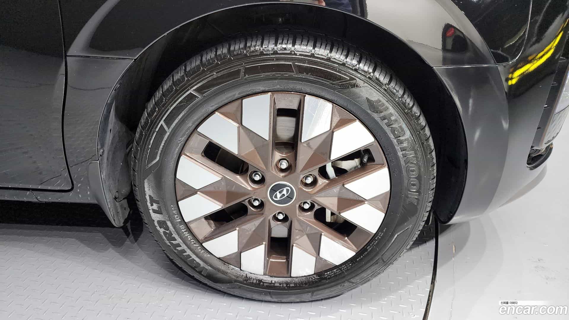 Staria Hyundai 2023.2-OUTER-005