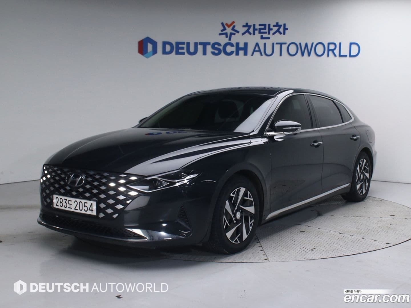 Main__Slider__Photo:Grandeur Hyundai 2020.10-0