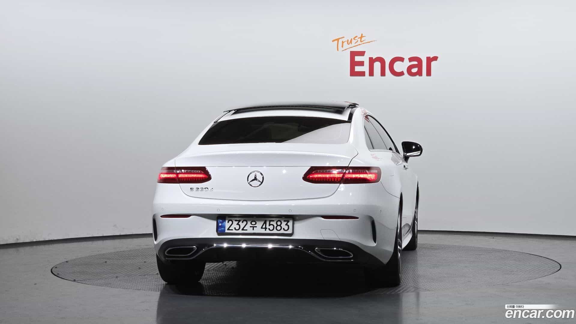 E-Class Mercedes-Benz 2019.0-OUTER-004