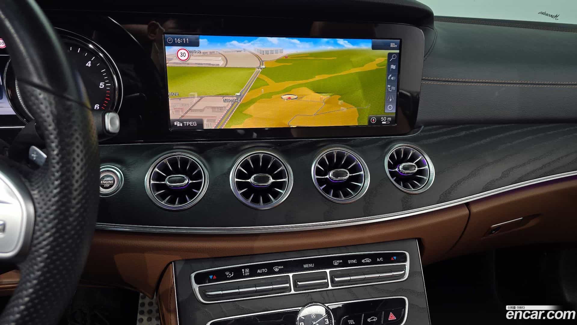 E-Class Mercedes-Benz 2019.0-OPTION-019
