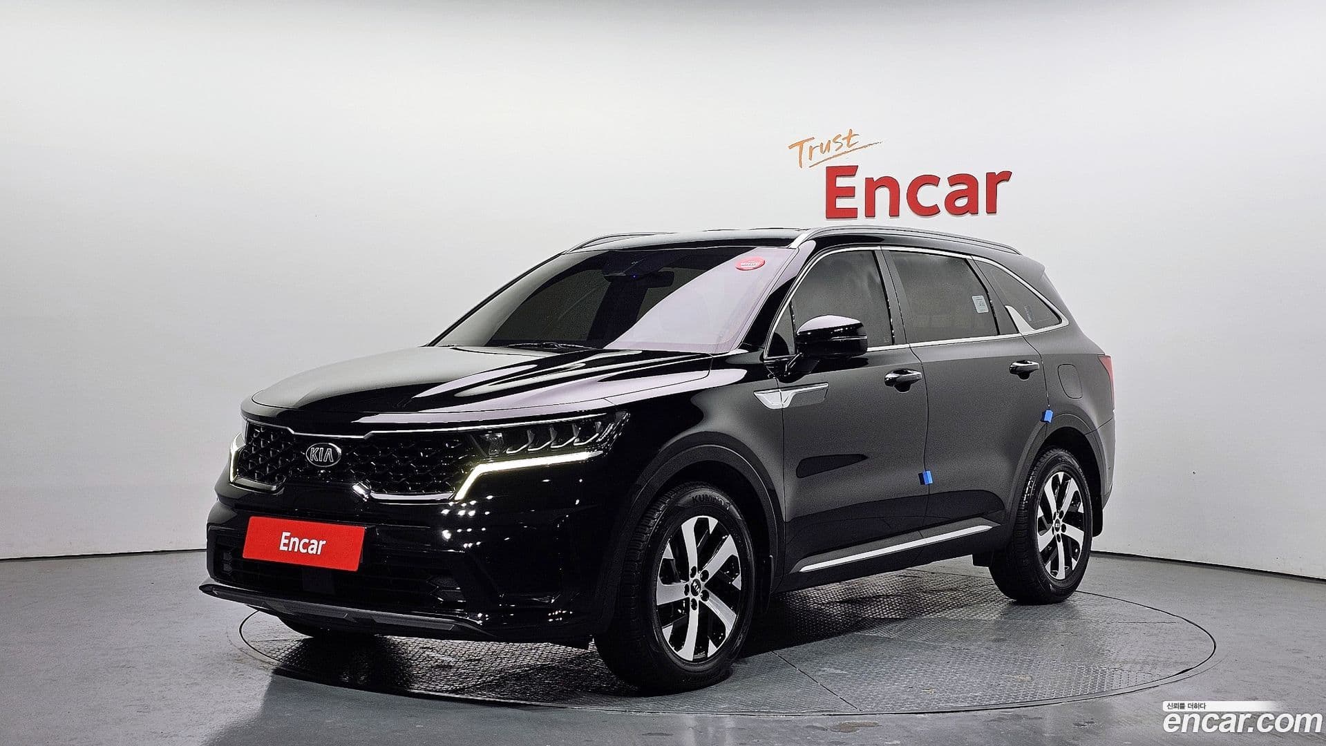 Main__Slider__Photo:Sorento Kia 2021.5-0