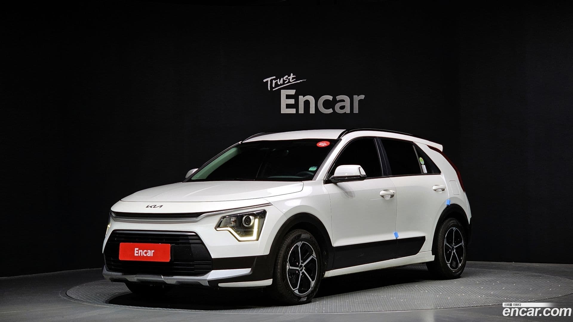 Main__Slider__Photo:Niro Kia 2022.3-0