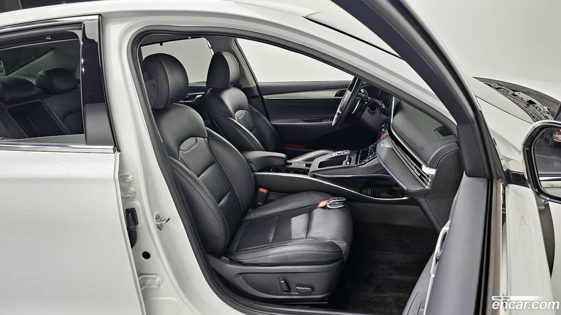 Grandeur Hyundai 2022.4-OPTION-016
