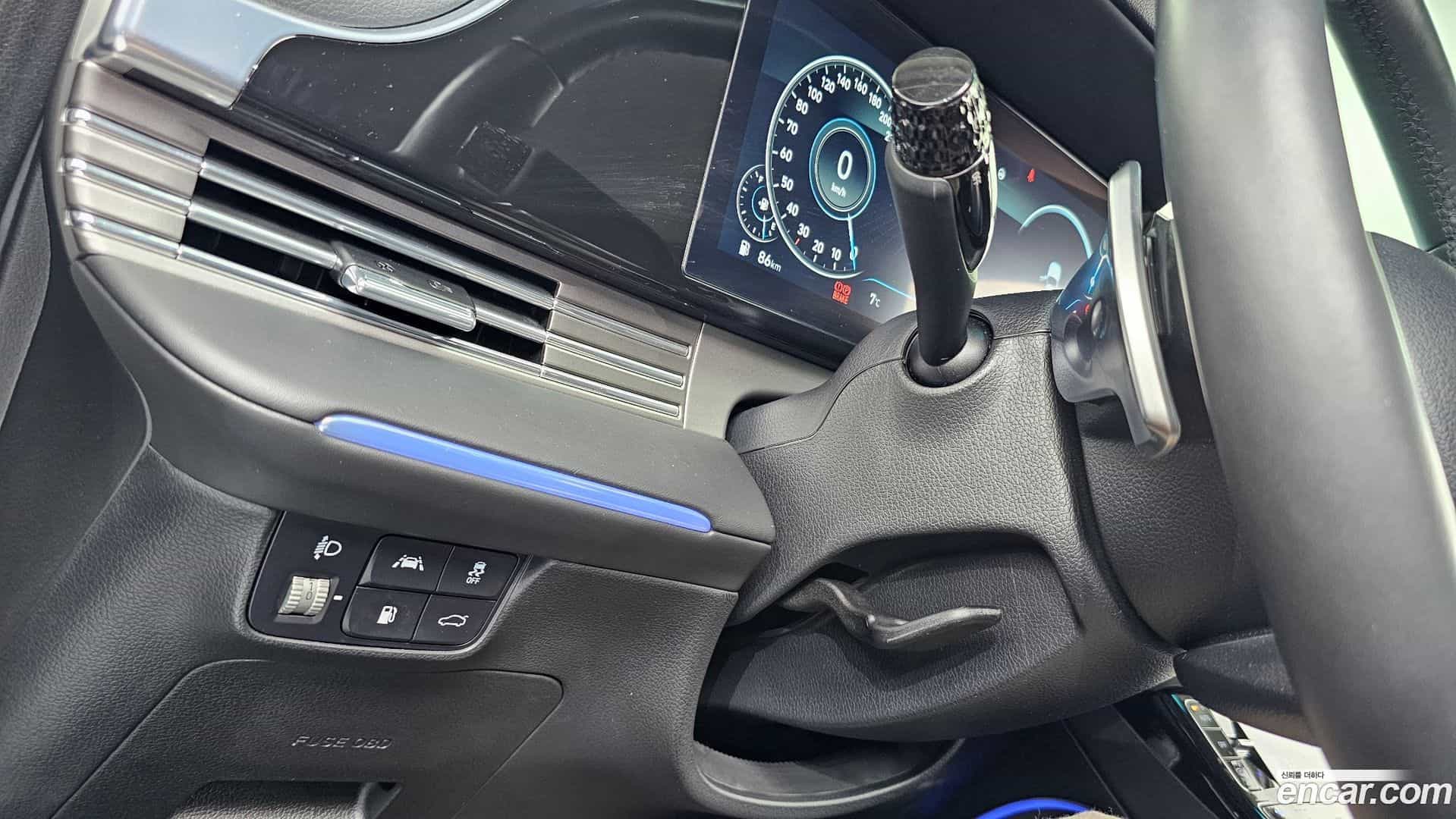 Grandeur Hyundai 2022.4-OPTION-018