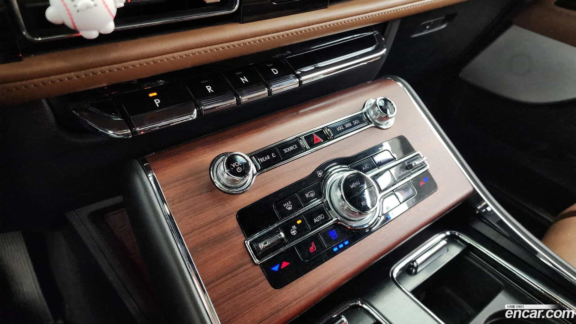 Aviator Lincoln 2021.1-INNER-009