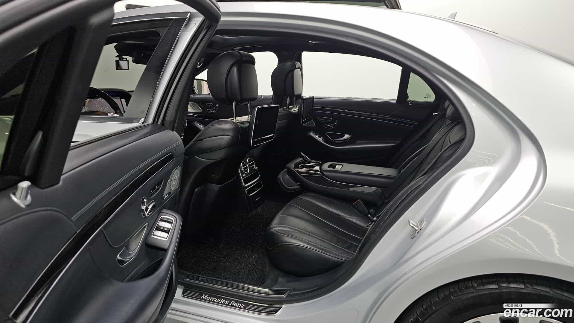 S-Class Mercedes-Benz 2016.6-OPTION-023