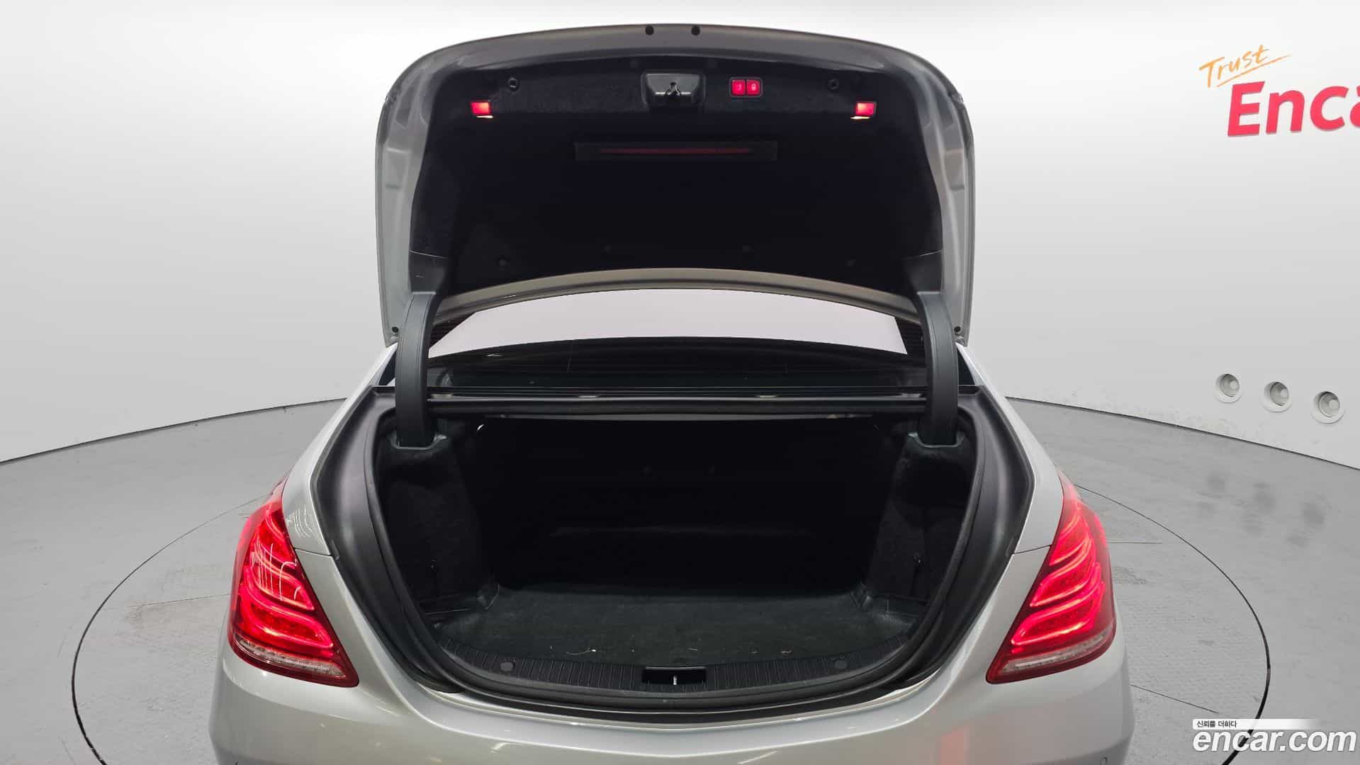 S-Class Mercedes-Benz 2016.6-OPTION-024