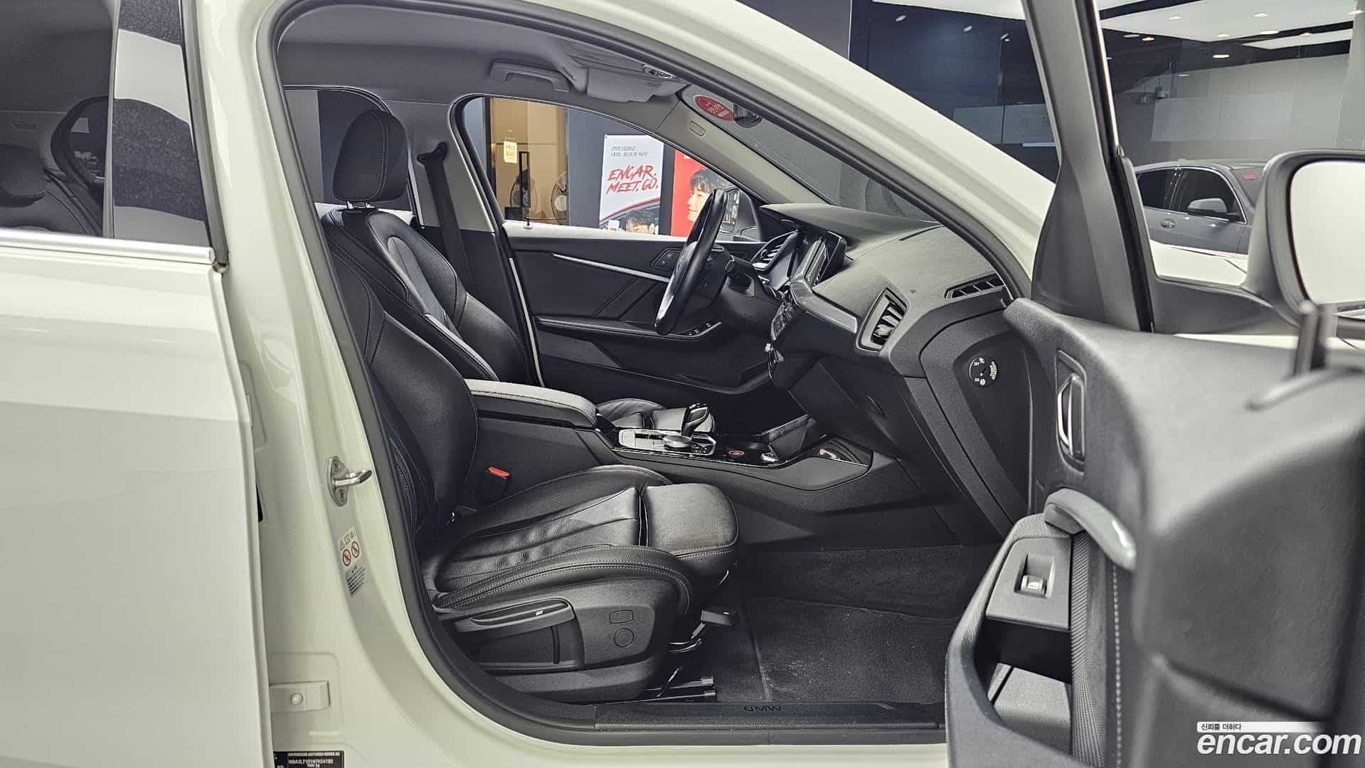 1-Series BMW 2022.2-OPTION-016
