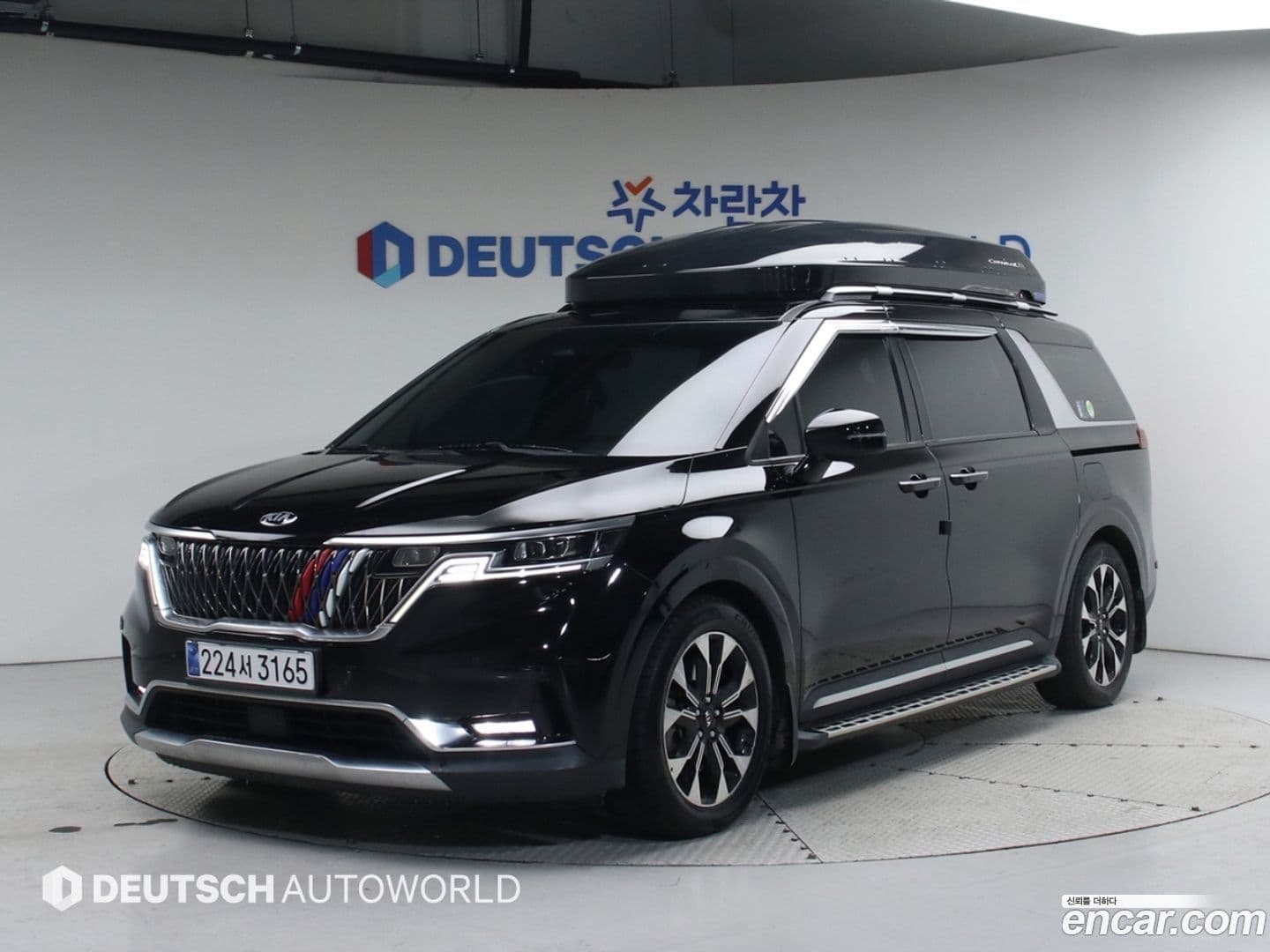 Main__Slider__Photo:Canival Kia 2021.2-0