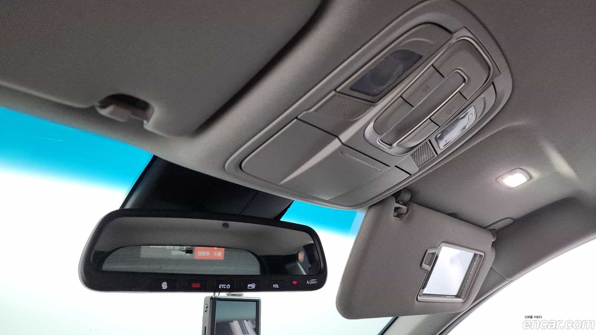Santafe Hyundai 2019.6-OPTION-023