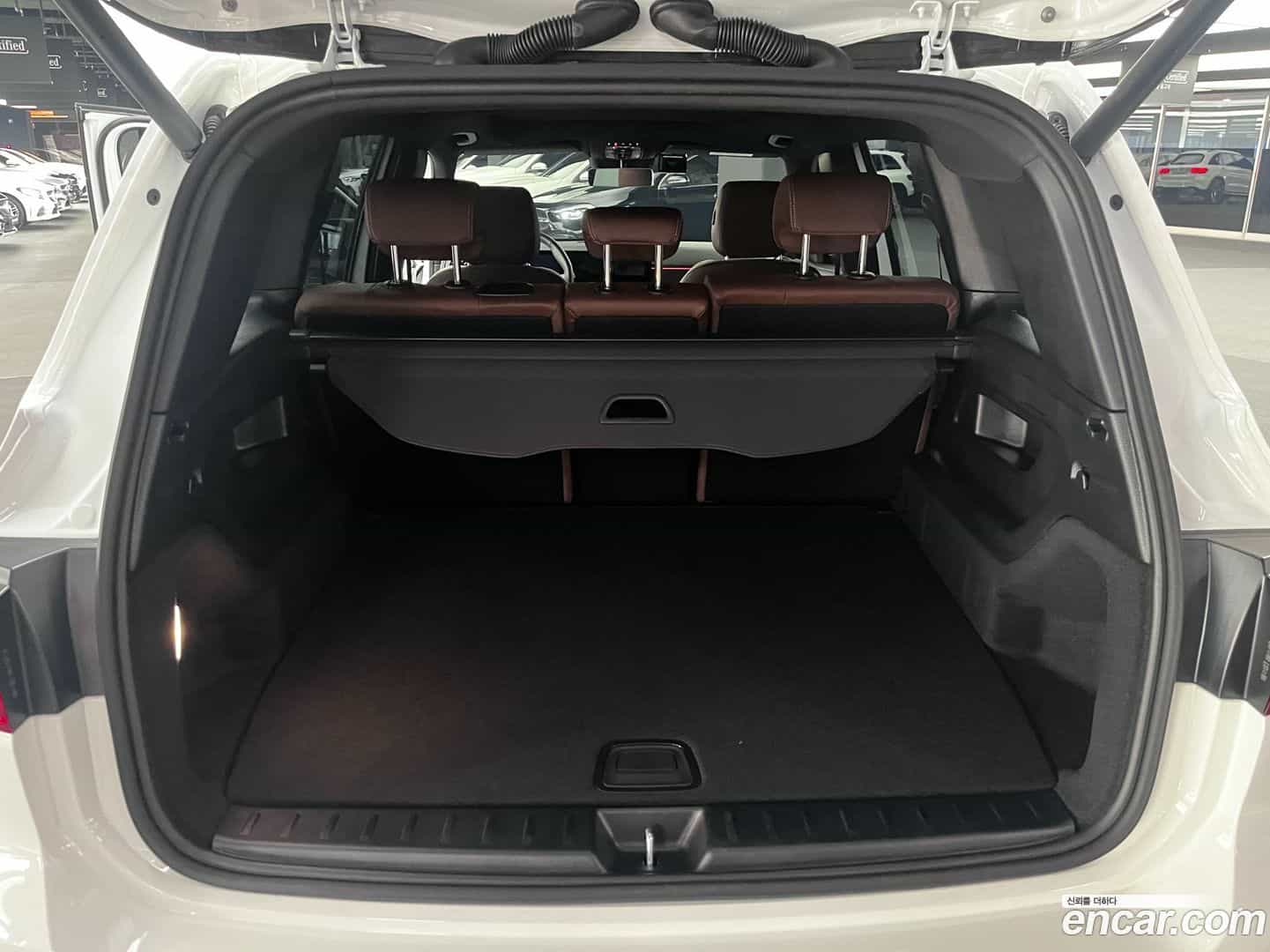 GLB-Class Mercedes-Benz 2025.9-OPTION-020