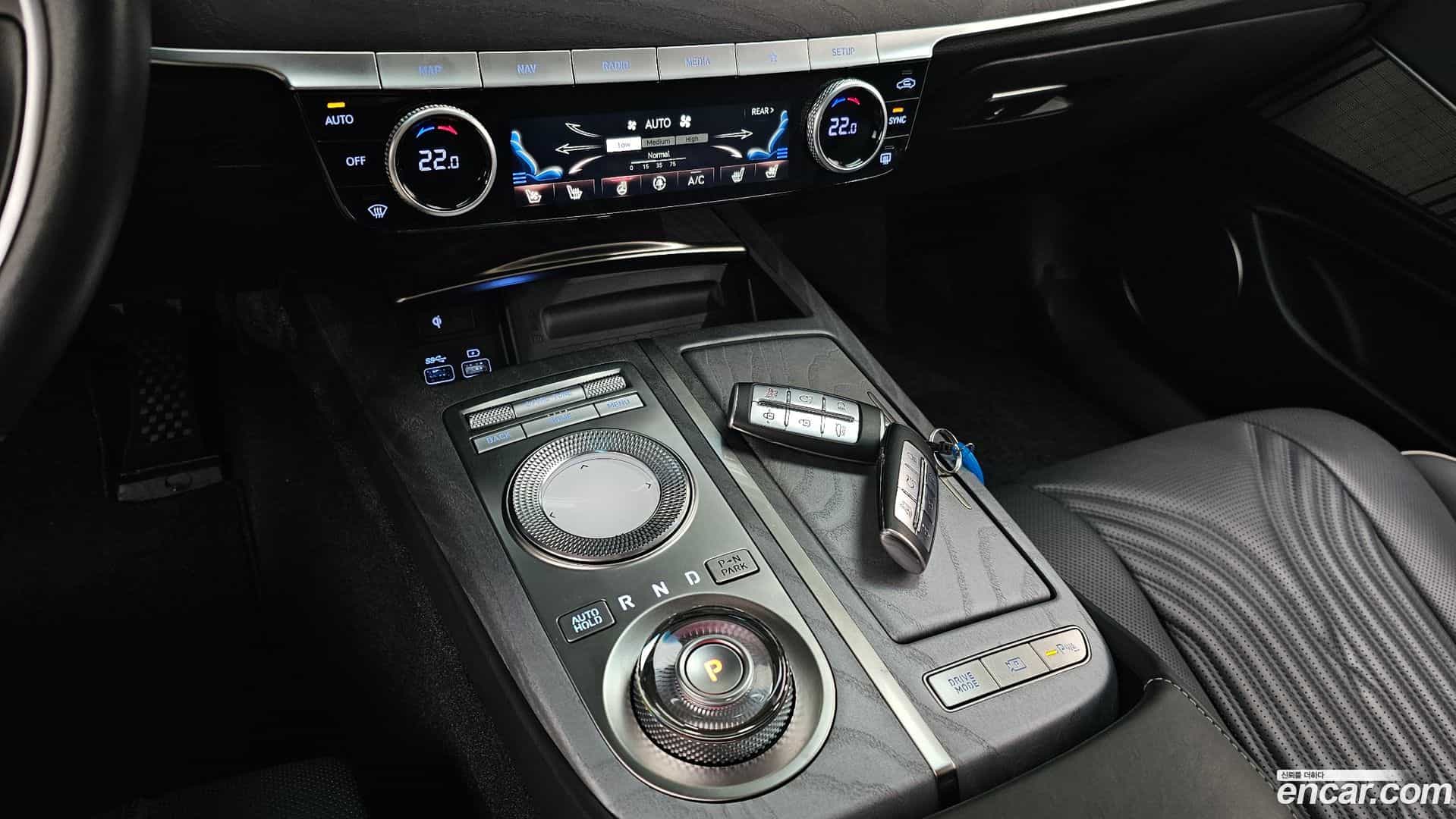 G80 Genesis 2022.10-INNER-009