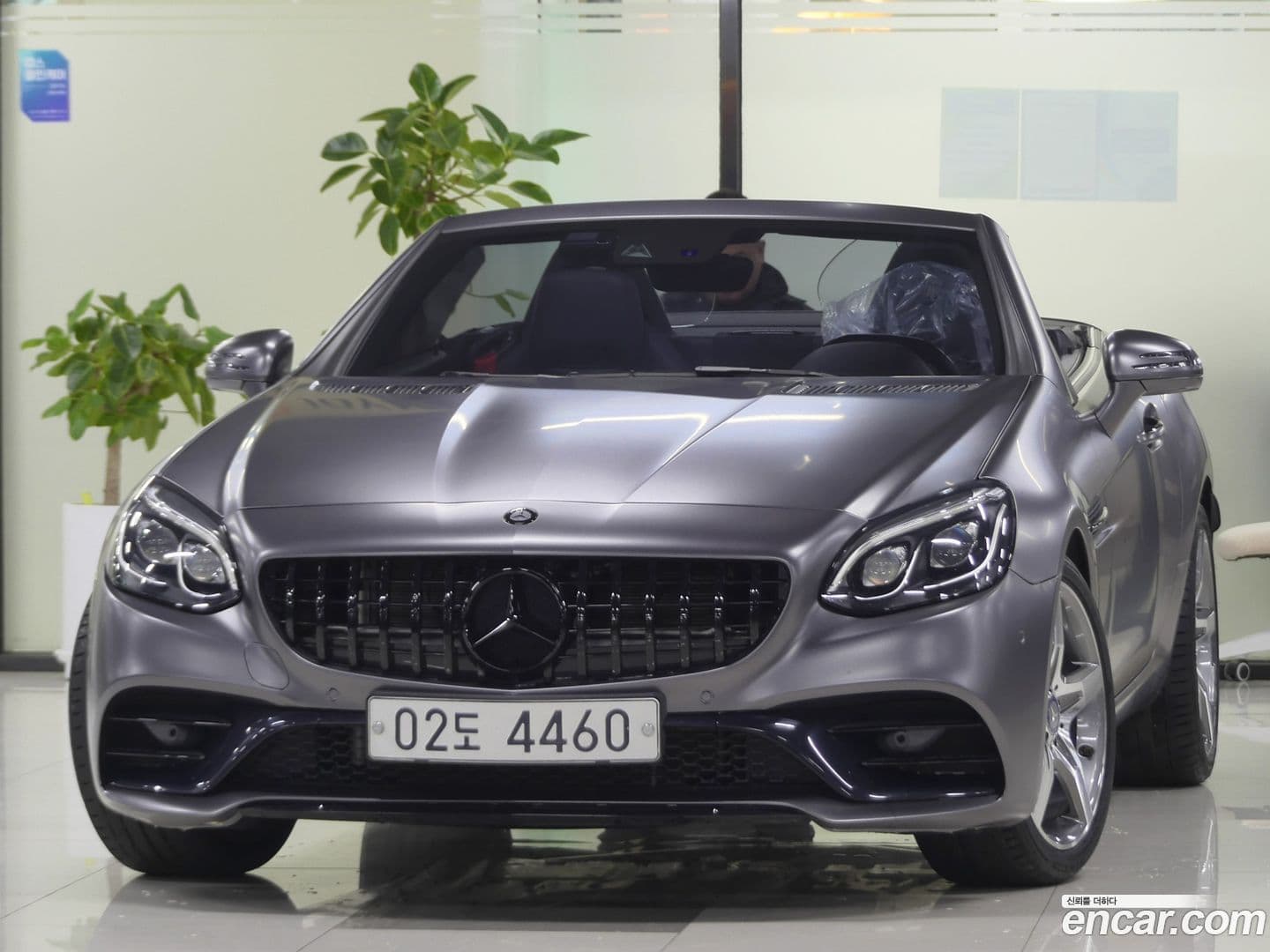 Main__Slider__Photo:SLC-Class Mercedes-Benz 2017.9-0