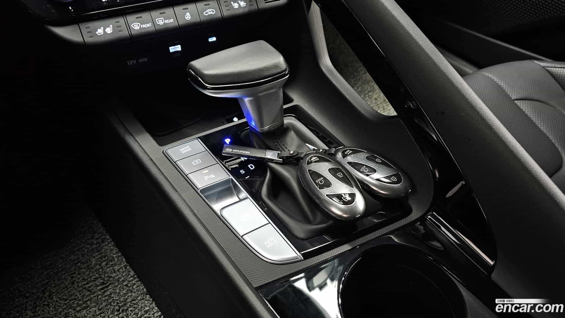 AVANTE Hyundai 2023.11-INNER-009